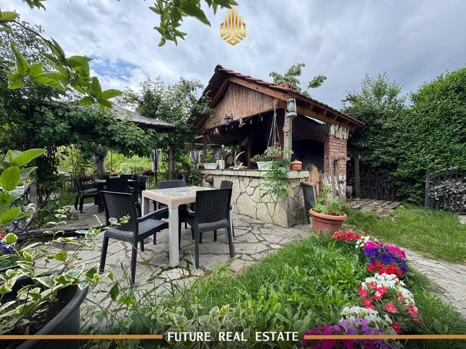 Restaurant zu mieten – Prishtinë – Tauk bahçe