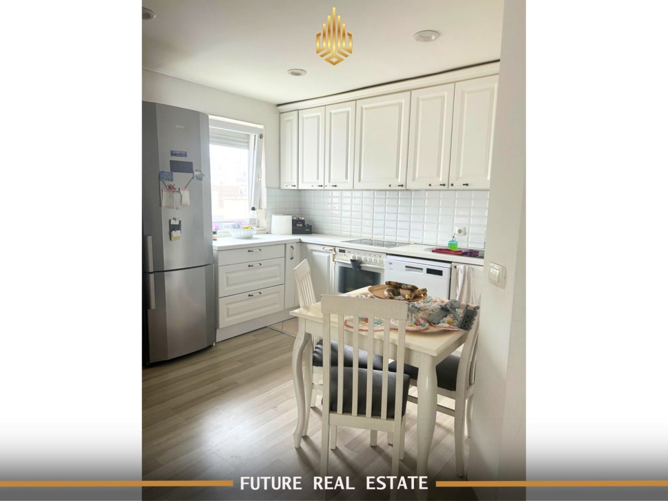 Appartement en vente – 2 chambres – Prishtinë – En face du parc de vorri i rugovës